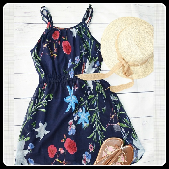 Floral Dress - Picture 3 of 4